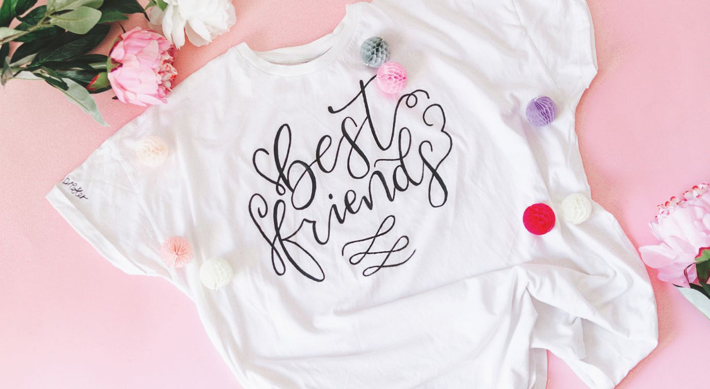 Lettering & Illustration auf Kermaik und Textil